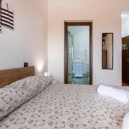 Alelida Con Piscina Hotel Cinisi