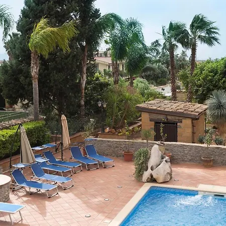 Alelida Con Piscina